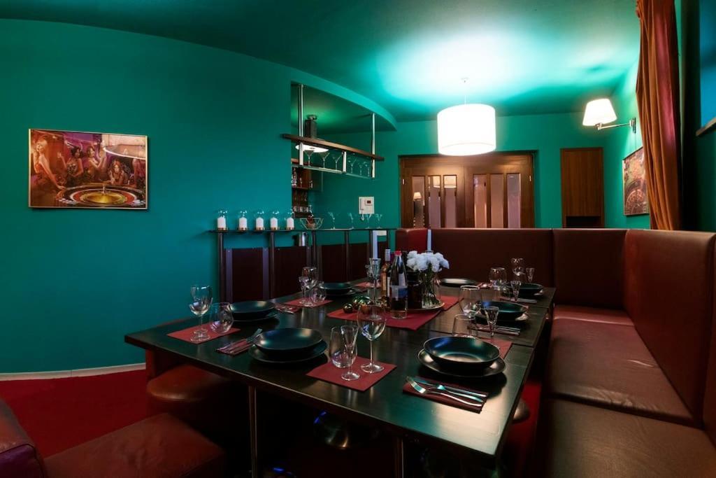 Apartmán Private Casino Royal *